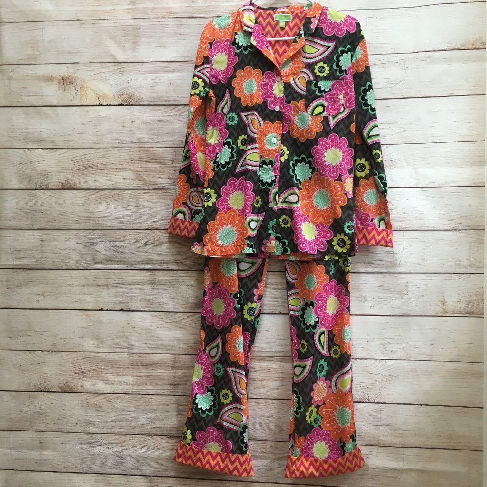 VERA BRADLEY FLORAL PAISLEY PAJAMA SET